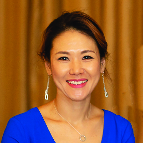 SHIN LEE