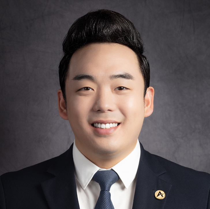 MATTHEW KIM